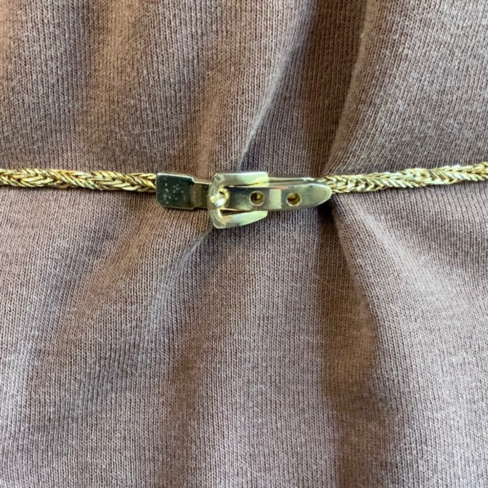 Gold tone belt - Picture 2 of 3